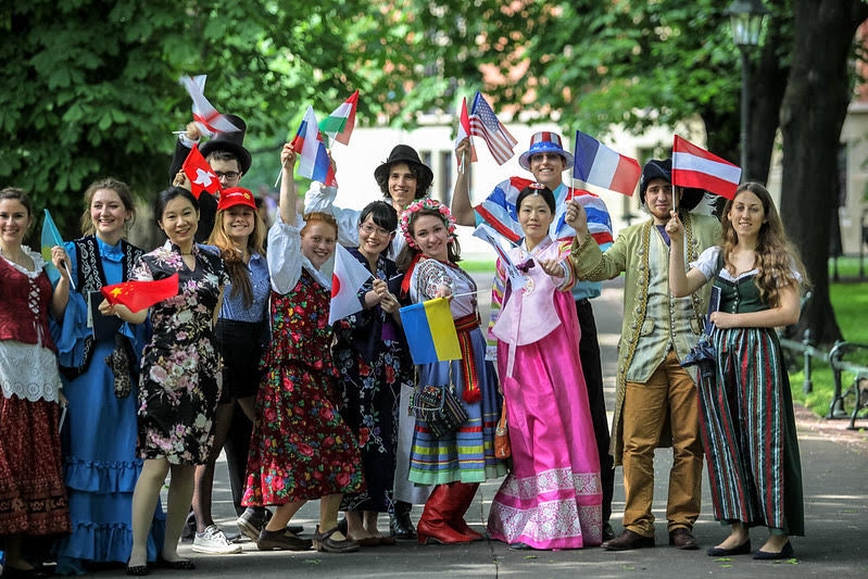 Mỗi năm Ba Lan dành riêng 20 suất học bổng cho sinh viên Việt Nam